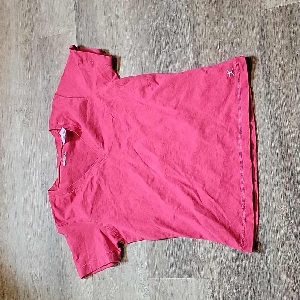 Danskin rosy red tshirt small